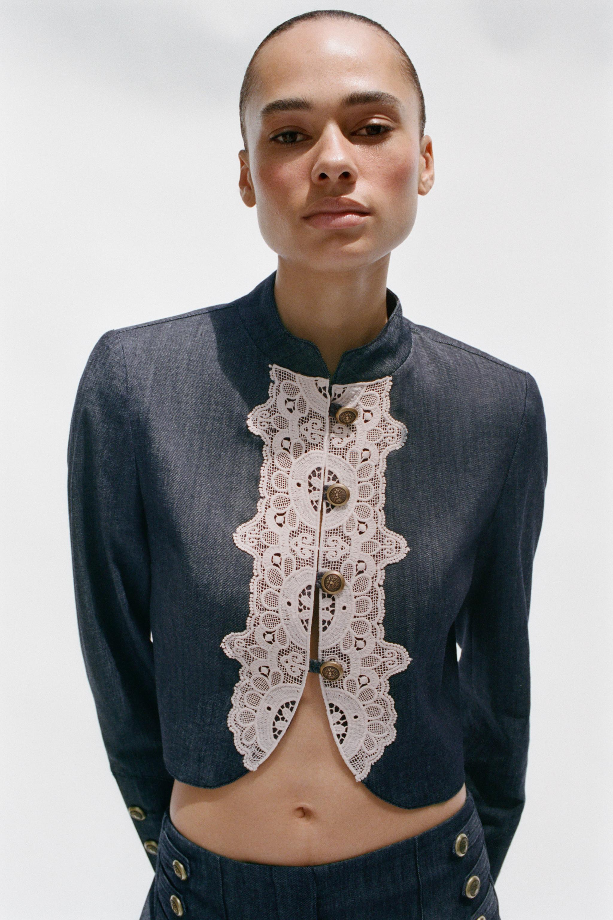 CROPPED LACE-TRIM JACKET